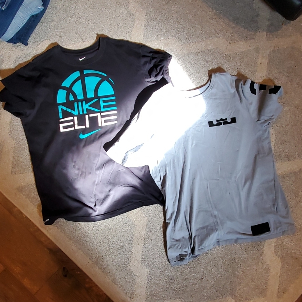 Two xl men's shirts
